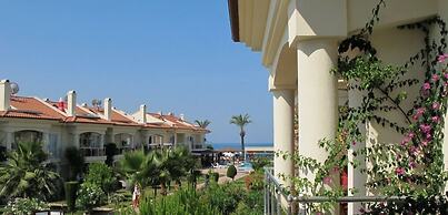 Villa SH14 by JoyLettings