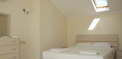 Villa SH14 by JoyLettings