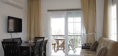 Villa ALC2 by JoyLettings