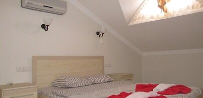 Villa ALC2 by JoyLettings