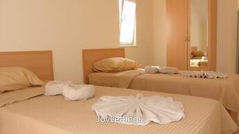 Villa LG12 by JoyLettings