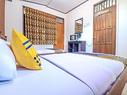 OYO 1927 Hotel Candra Adigraha