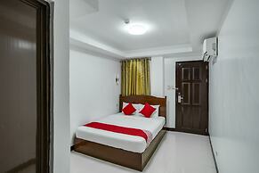 OYO 459 Offshore Hotel