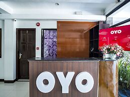 OYO 459 Offshore Hotel