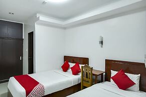 OYO 459 Offshore Hotel