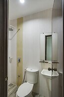 OYO 459 Offshore Hotel