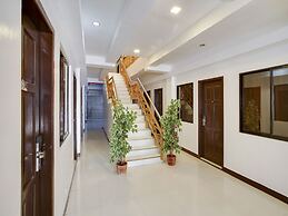 OYO 459 Offshore Hotel