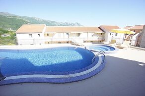 Apartments Becici Sunset