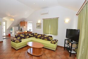 Villa Elly Apartments