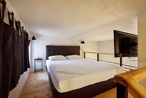 Mezzanine White
