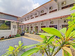 Super OYO 1356 Gusti Residence