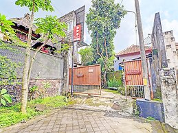 Super OYO 1356 Gusti Residence