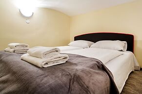 Akacfa 57 Apartment II.