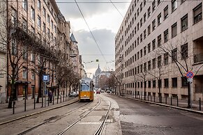 Balassi 27 Apartment