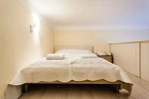 Balassi 27 Apartment