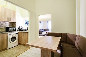 Balassi 27 Apartment