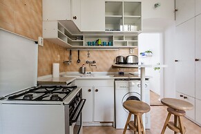 Erzsebet 53 Apartment