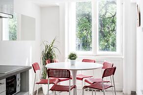 Erzsebet 52 Apartment