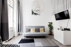 Erzsebet 52 Apartment