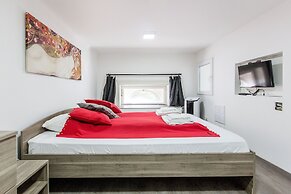 Erzsebet 52 Apartment