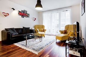 Hollo 12 Apartment I.