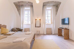 Hunyadi 4 Apartment II.