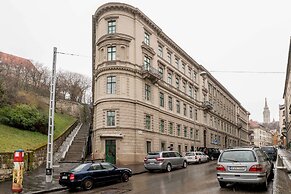 Hunyadi 4 Apartment II.