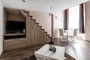 Kazinczy 12 Apartment