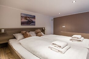 Kazinczy 12 Apartment