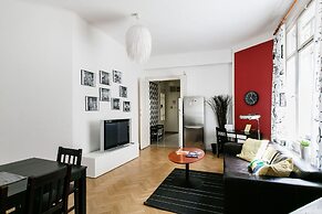 Revay 2 Apartment