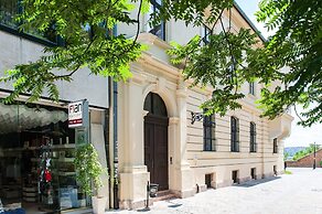 Szentharomsag 4 Apartment