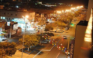 Etiqueta Hotel