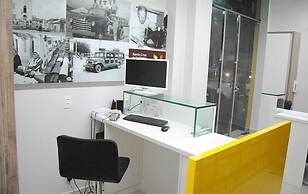 Etiqueta Hotel