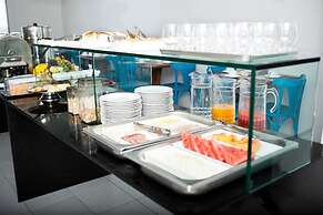 Etiqueta Hotel