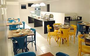 Etiqueta Hotel