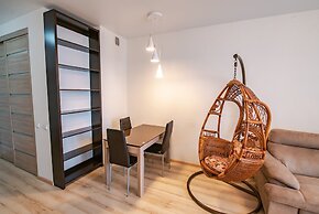 Apartment on Leonova 66