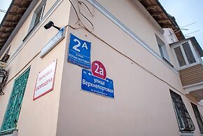 Apartment on Verhneportovaya 2A
