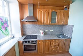 Apartment on Verhneportovaya 2A