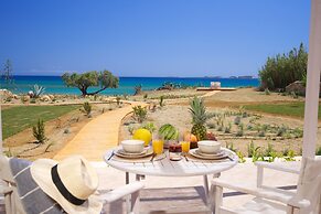 Grand Blue Beach Apartments & Suites