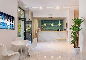 Tirreno Beachfront Apartments