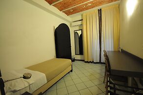 Tirreno Beachfront Apartments