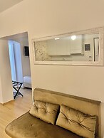 Tirreno Beachfront Apartments