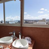 Jack's Apartments & Suites