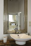 Jack's Apartments & Suites