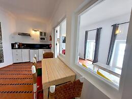 Jack's Apartments & Suites