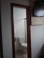 Santa Clara Hotel e Restaurante