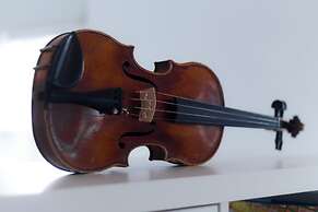 Oporto Near Violin