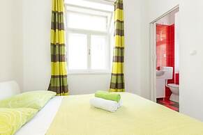 Central Jardin Guesthouse