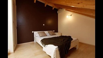 Anelina Paxos Residences - Anezina's Apartment