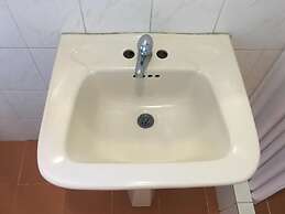 El Albergue Español Hostel